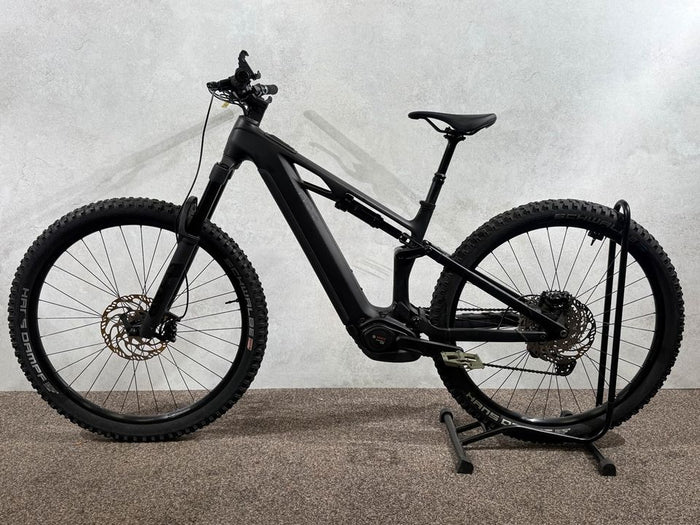 Cube Stereo Hybrid ONE44 Race