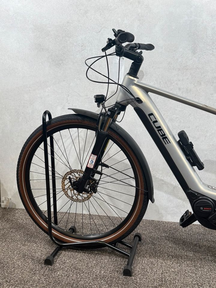 Cube Touring Hybrid Pro gebraucht – Foto 2