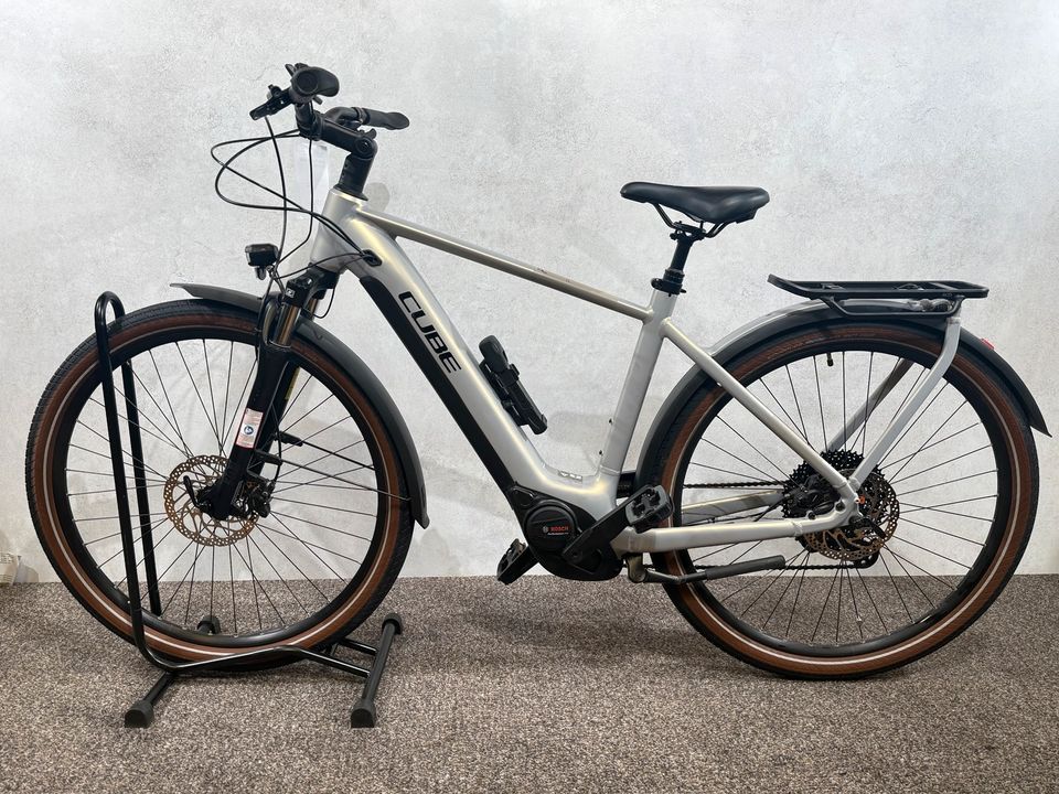 Cube Touring Hybrid Pro gebraucht